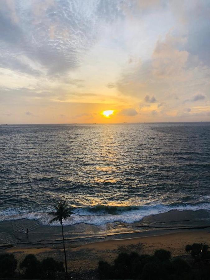 Aqua Vista Apartman Uswetakeiyawa Kültér fotó