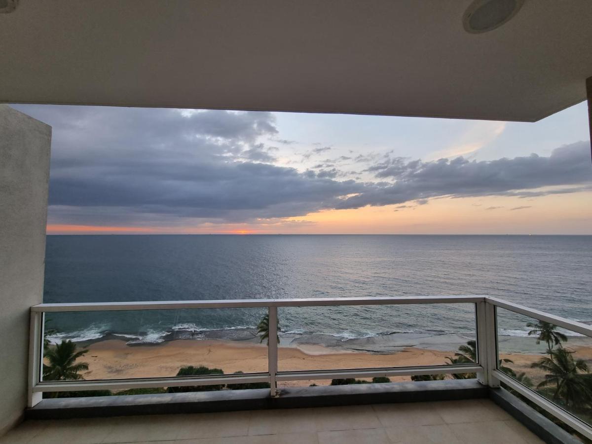 Aqua Vista Apartman Uswetakeiyawa Kültér fotó