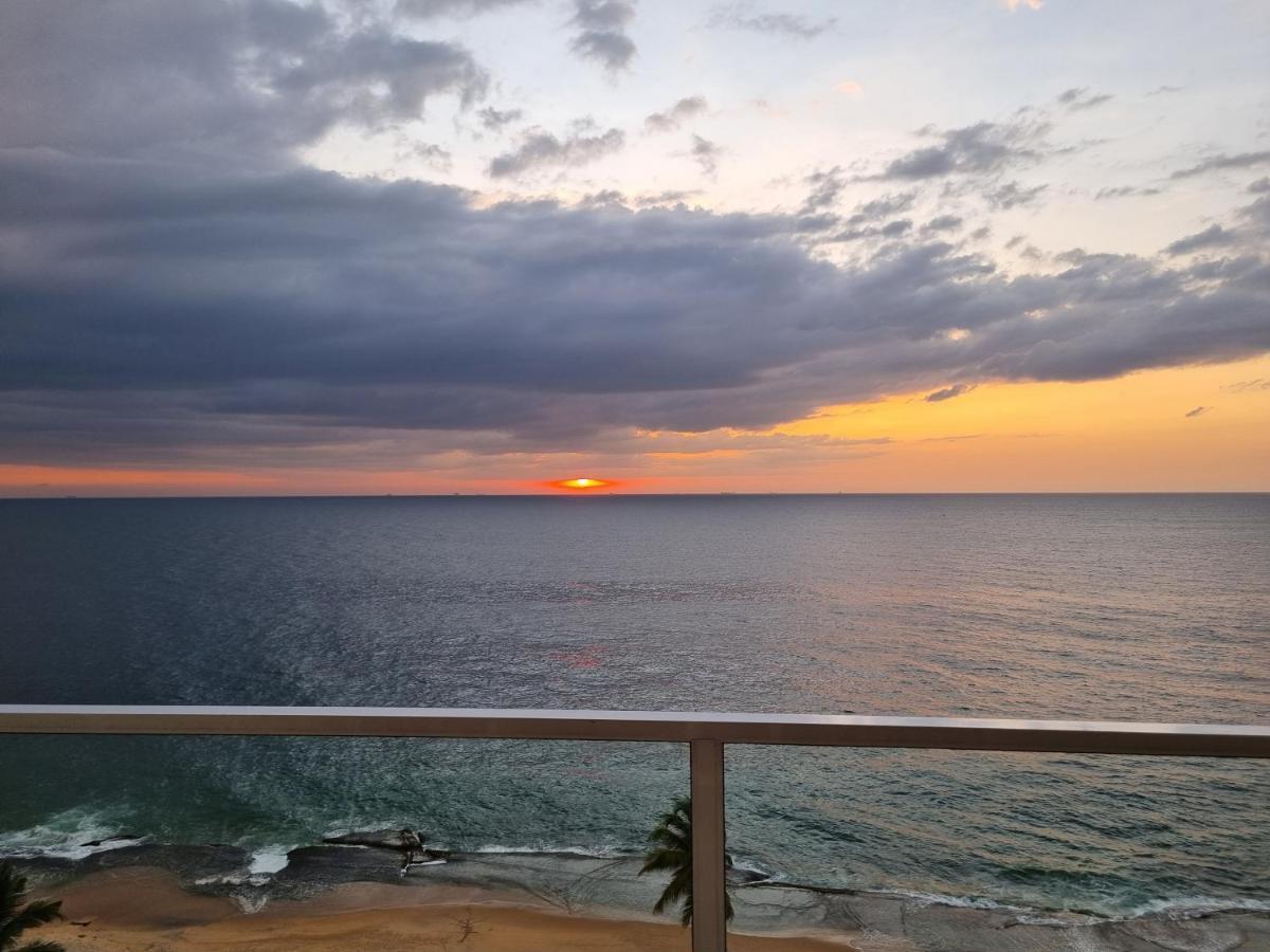 Aqua Vista Apartman Uswetakeiyawa Kültér fotó