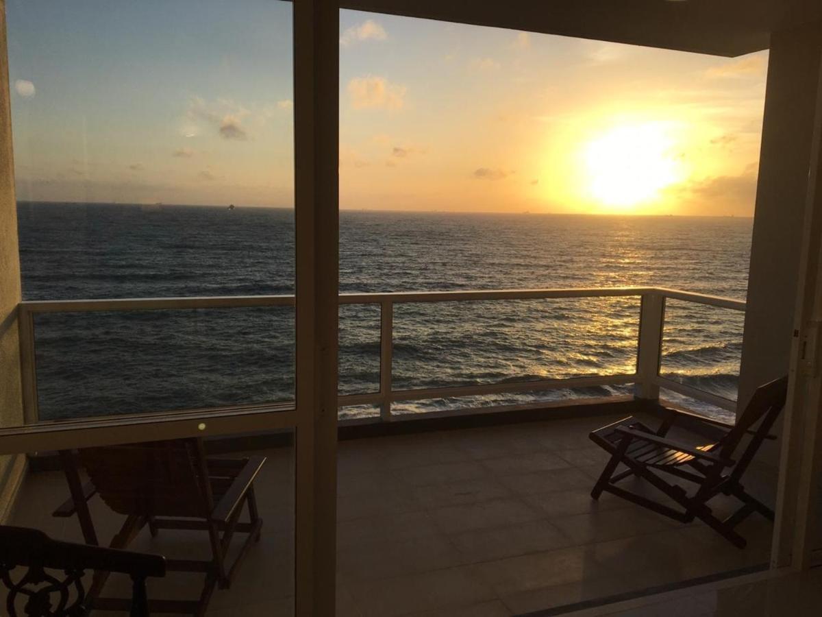 Aqua Vista Apartman Uswetakeiyawa Kültér fotó