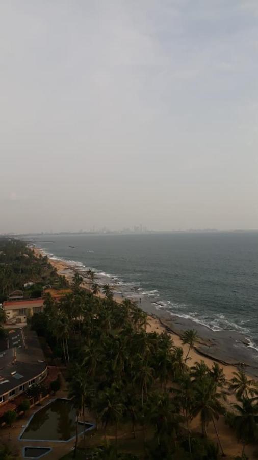 Aqua Vista Apartman Uswetakeiyawa Kültér fotó