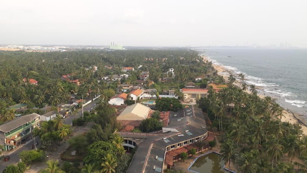 Aqua Vista Apartman Uswetakeiyawa Kültér fotó