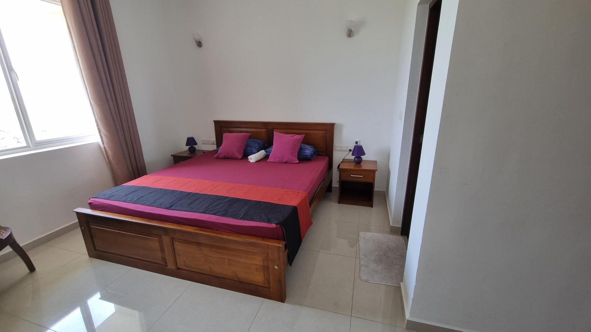 Aqua Vista Apartman Uswetakeiyawa Kültér fotó